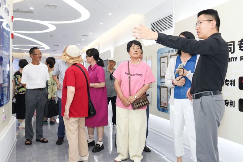 1752561176955374.jpg 1752561176955374